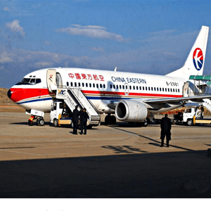果洛玛沁空运公司航空快运业稳步发展的原因是什么？